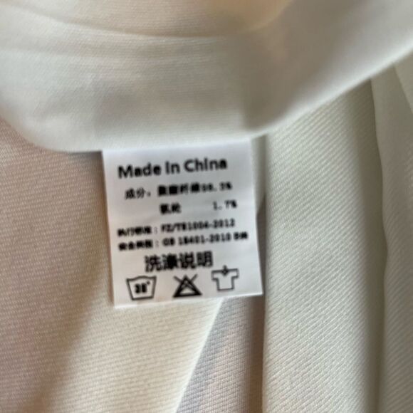 Fashion & dyt XL white pleated skirt with built in under shorts - Picture 4 of 9